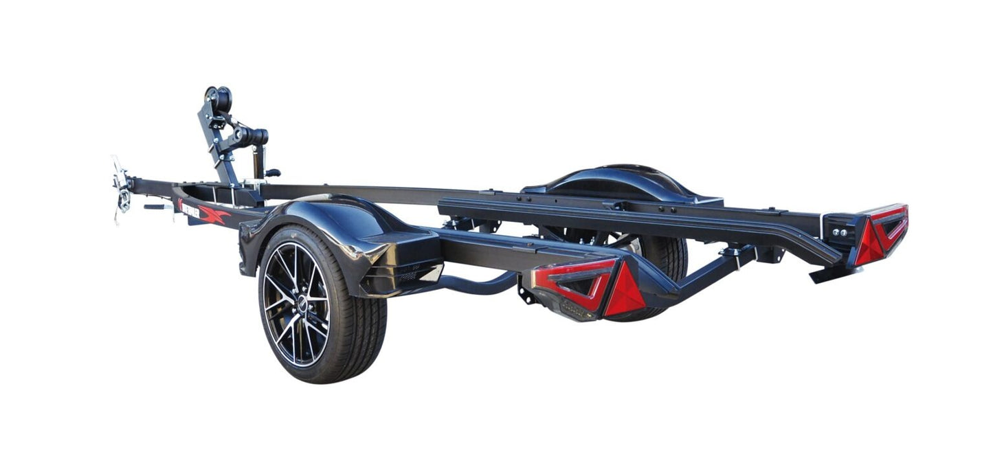 MAXTRAILER ADEL REVO Ex STEEL BODY 1 boat capacity Steel body small car 500kg 2020-12 Trailer