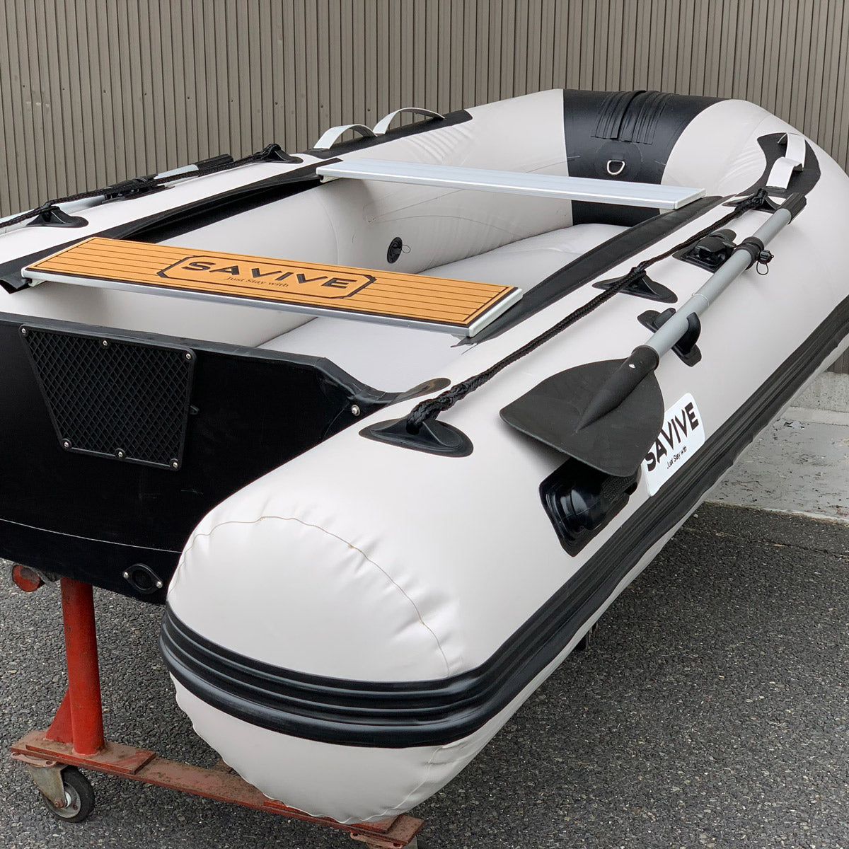 【1年保証】ゴムボート 4人乗り 免許不要 ミニボート 釣り 3m エントリーセット SUZUKI スズキ 船外機付き 2馬力 インフレータブルボート 予備検査なし 手漕ぎ SAVIVE SV-IBA300-ENT