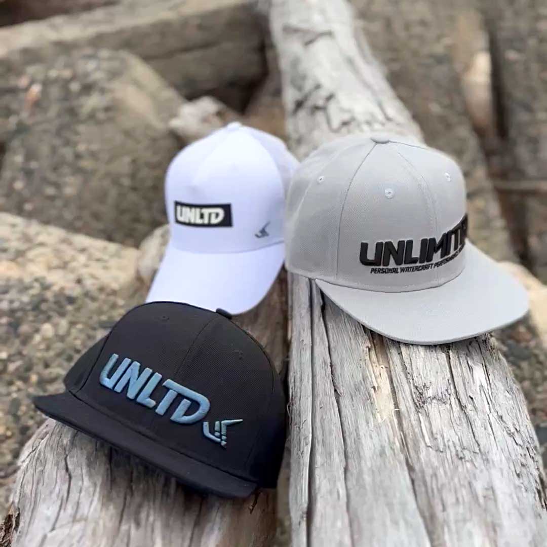 2025新作 UNLIMITED LOGO CAP ブランドロゴ キャップ 帽子 グレー フラット UVケア サポート ULC0652