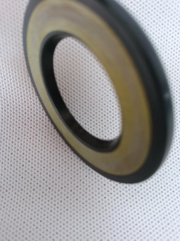 WSM Pump Oil Seal SD 900 / 1503 03-17 WSM 009-731-02 OEM#: 293200089