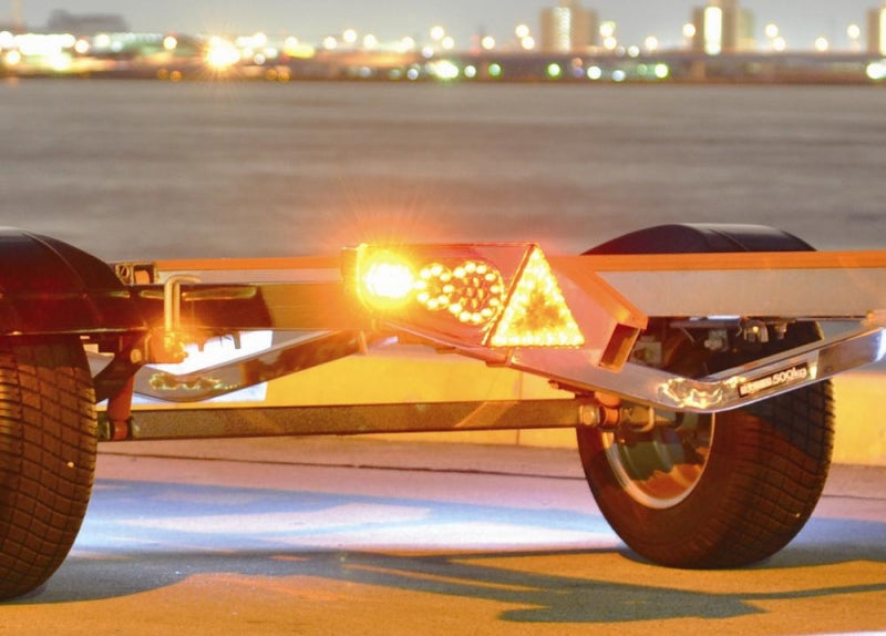 SMD LED reflector 18 chips 1105-02 triangular reflector TIGHT JAPAN MAX trailer trailer parts lights triangle reflector