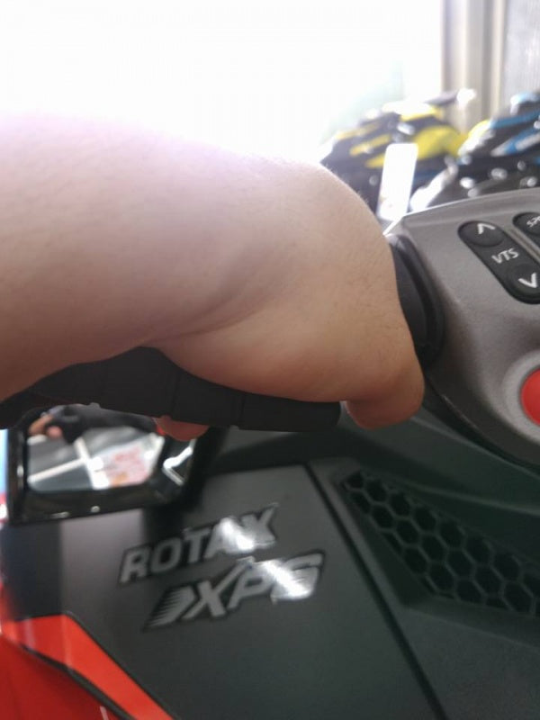 SEADOO 純正品 ハンドルグリップ グリップ 99年以降 ※ ’14-’15 SPARKを除く BRP #277001946 BRP #277001958