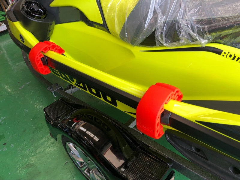 Genuine SEADOO FENDER Snap-in Fenders, Set of 2, BRP #295100418
