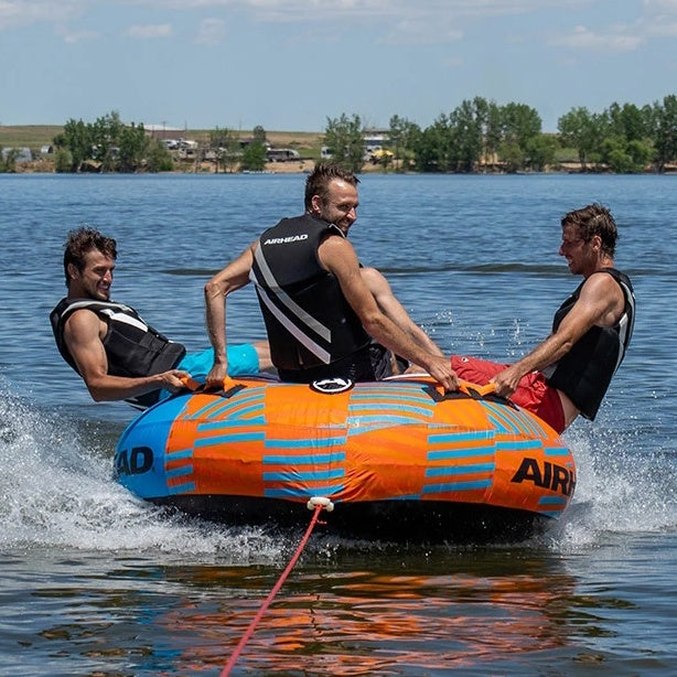 【プレゼント付き】AIRHEAD エアーヘッド BIGBERTHA ビッグバーサ 4名 43067大型 ウォータートーイ バナナボート トーイングチューブ ゴムボート