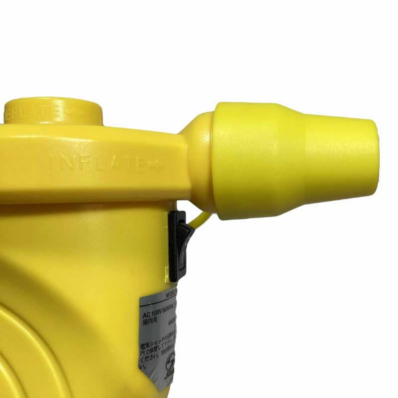 電動エアーポンプ 【シガーライター仕様】 32202 吸排気OKのコンパクトな空気入 バナナボート トーイングチューブ 浮き輪