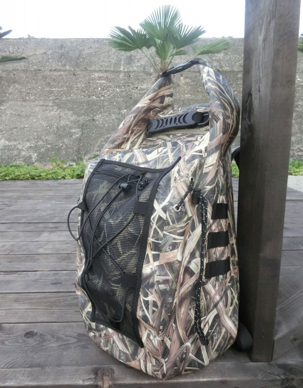 【SALE】DRYCASE ドライケースバックパック 簡易防水 3ロール デイバッグ アウトドア ツーリング アメリカブランド BAG カバン 鞄 リュック リュックサック