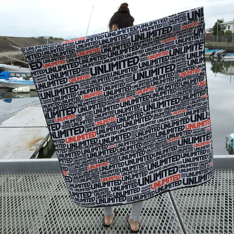 UNLIMITED Car Seat Cover, Wet Material, Waterproof, Car Rear Seat, Back Seat, Trunk Room, Unlimited, Stain Resistant, Waterproof, UNLIMITED ULC5531