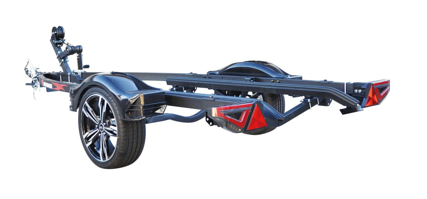 MAXTRAILER ADEL REVO17 STEEL BODY 1 boat capacity Steel body small car 500kg 2020-14 Trailer