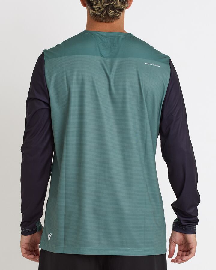 【2026新作】JETPILOT UV JERSEY ジェットパイロット  ラッシュガード ジャージ メンズ  S24620