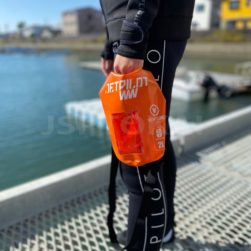 JETPILOT ジェットパイロット ロール　バッグ　2リットル　ミニ WATERPROOF　防水　ターポリン　マリンスポーツ　サーフィン　 ボート海水浴　プール