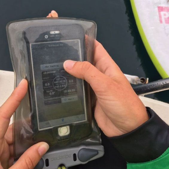 AQUAPAC アクアパック 携帯電話 スマホ ケース　完全防水 AQUAPAC　110ｘ167mm iPhone  マリンスポーツ 海 海水浴 プール　 AQ1348